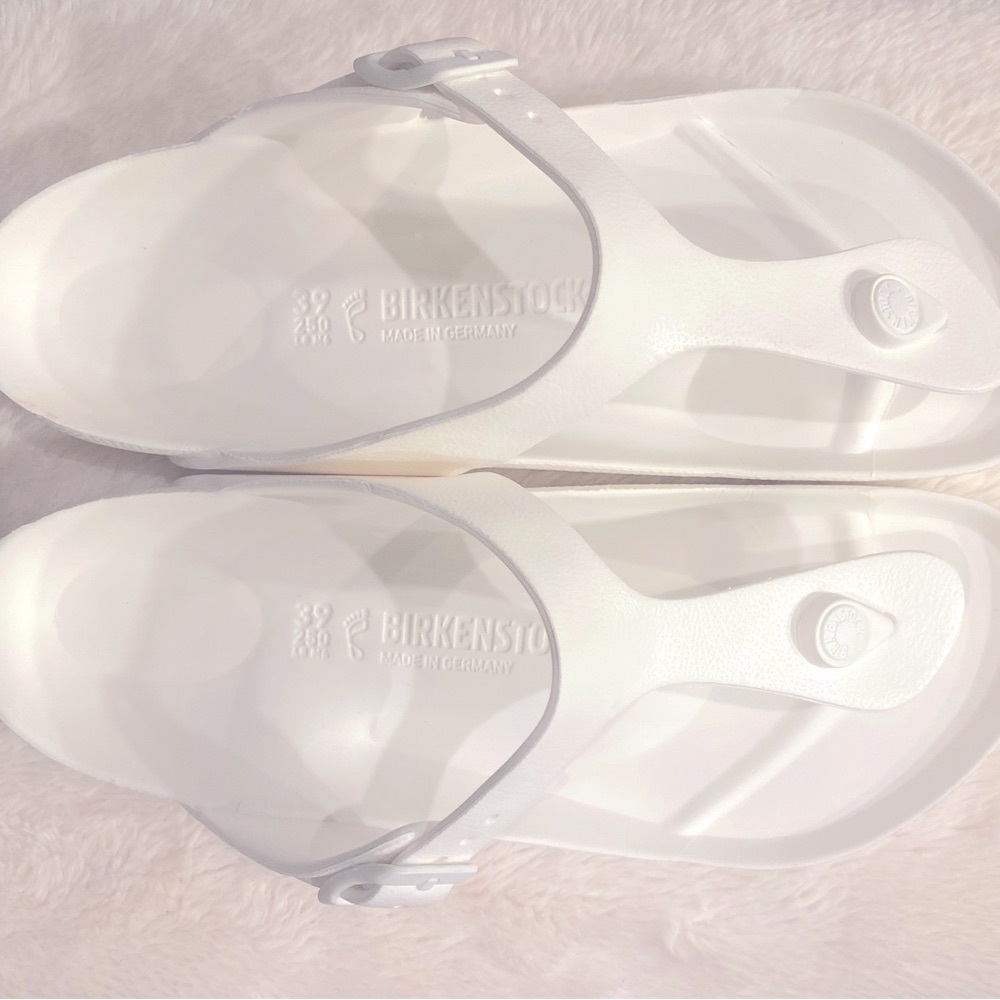 Birkenstock Cream Sandals - Size 39/US Size 8-8.5